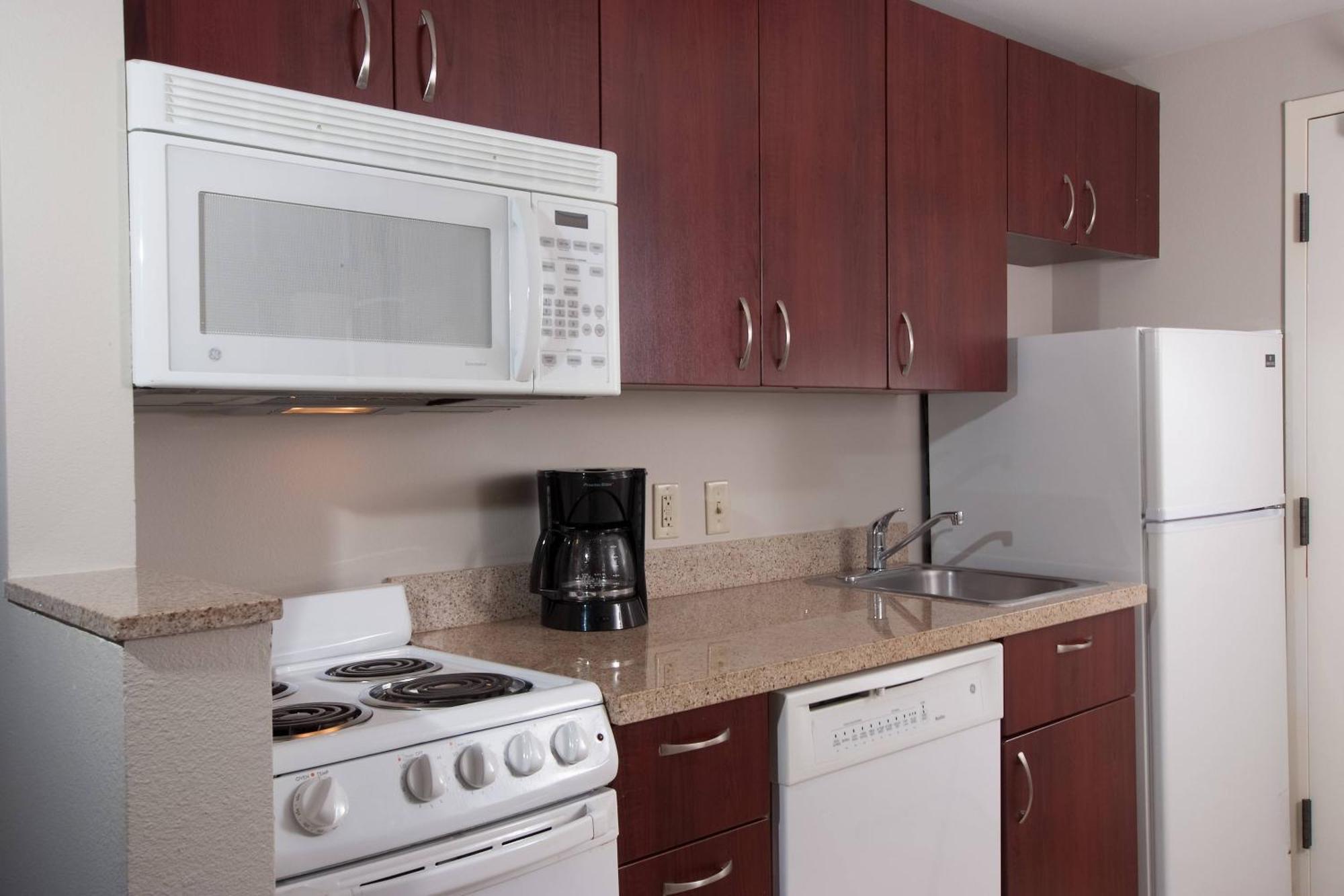 Towneplace Suites Те-Виллиджис Экстерьер фото