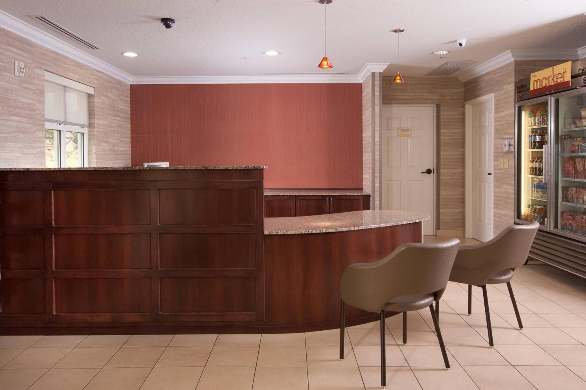 Towneplace Suites Те-Виллиджис Экстерьер фото